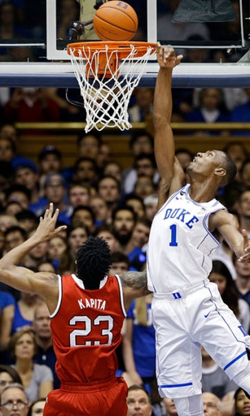 Smith, NC State stun No. 17 Duke 84-82 (Jan 23, 2017)